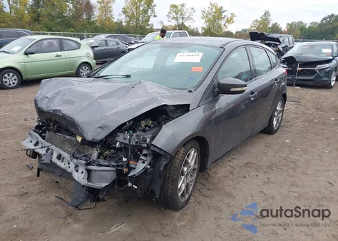 2015 Ford Focus Se z USA, uszkodzony, nr VIN 1FADP3K20FL264121